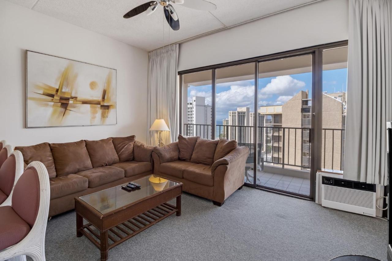 Sea View Condos At The Waikiki Banyan - Free Parking! Honolulu Eksteriør bilde