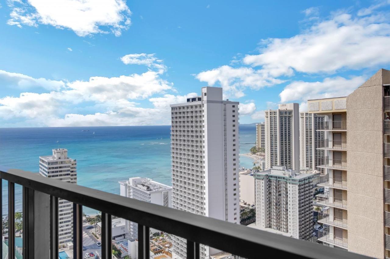 Sea View Condos At The Waikiki Banyan - Free Parking! Honolulu Eksteriør bilde