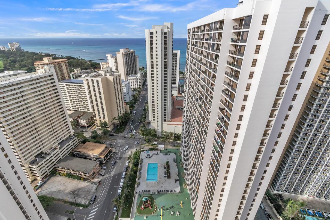 Sea View Condos At The Waikiki Banyan - Free Parking! Honolulu Eksteriør bilde